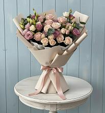 Букет цветов из:  Розы и Лизиантусы в Амзя