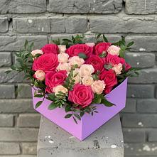 Цветочная композиция из Розы в коробке в Амзя