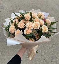 Букет Кремовые розы Латте в Амзя