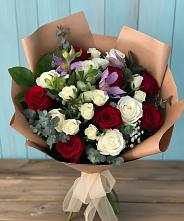 Букет цветов из:  Розы и Альстромерии в Амзя