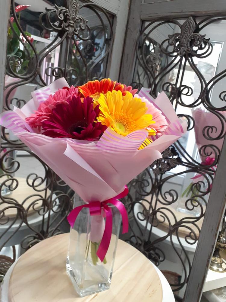 Букет цветов из: Герберы в Амзя