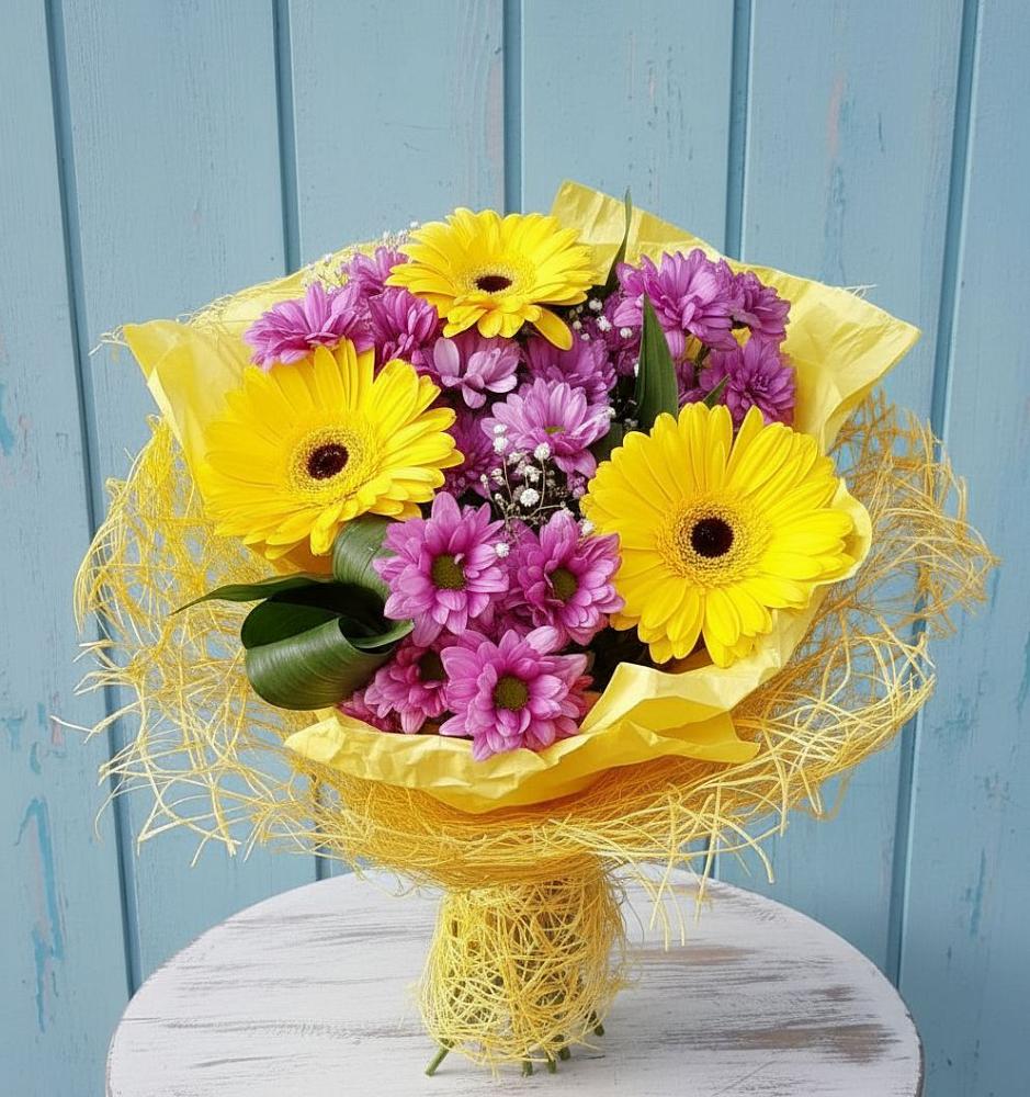 Букет цветов из: Хризантемы и Герберы в Амзя