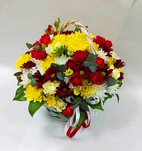 Цветочная композиция из Хризантемы и Розы в корзине в Амзя