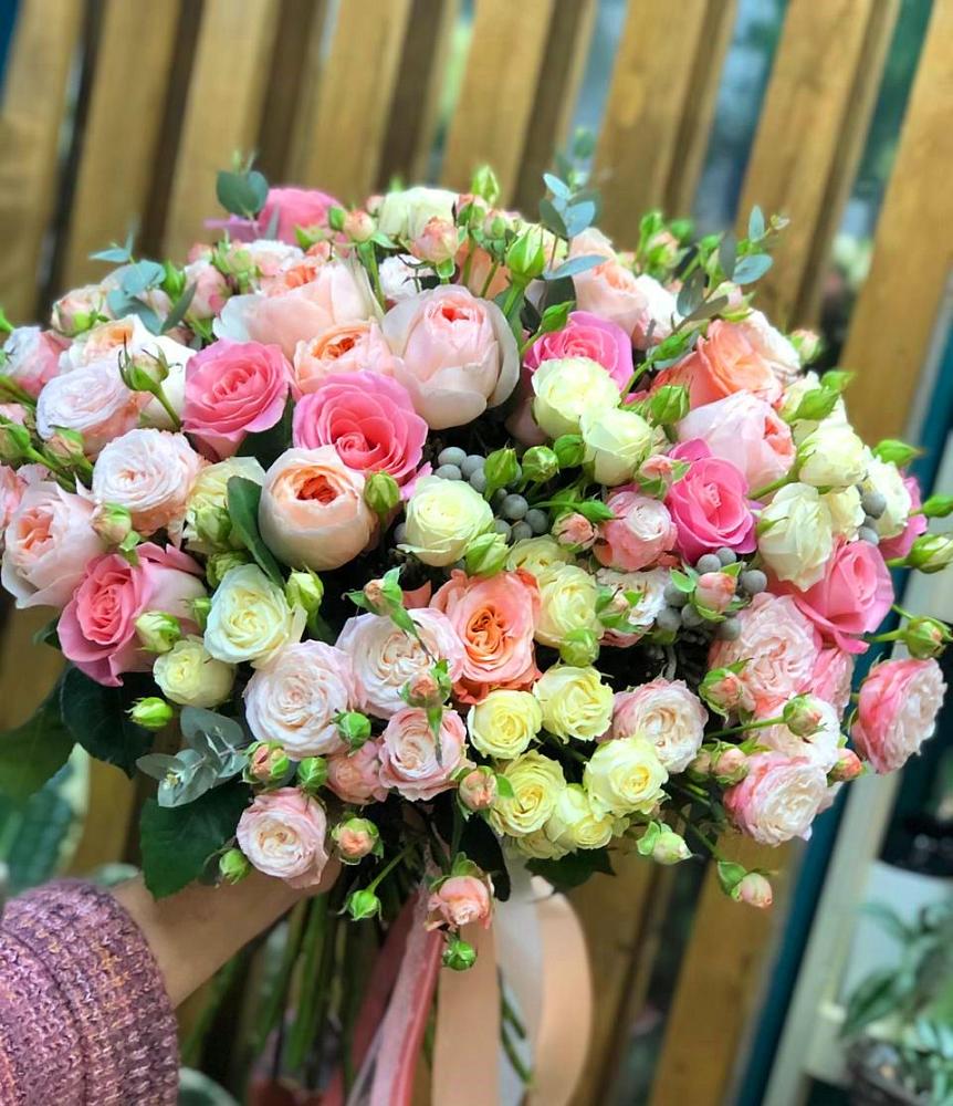 Букет цветов из: Розы в Амзя