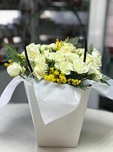 Композиция бриллиант в Амзя Цветочная композиция из Розы в Амзя