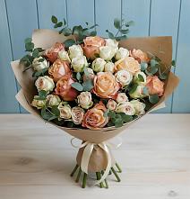 Букет цветов из:  Альстромерии и Розы в Амзя